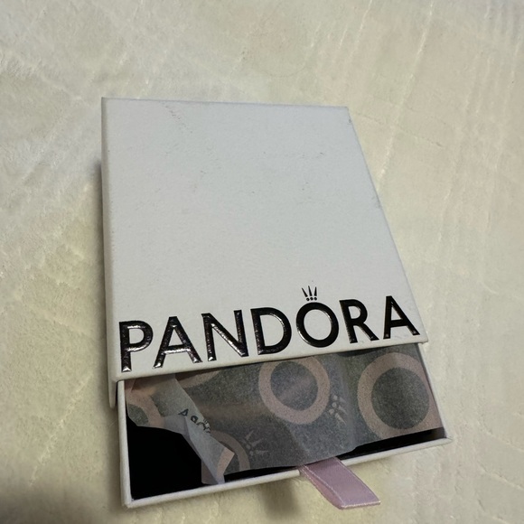 Pandora Heart & Butterfly Bangle Rose Gold - Picture 4 of 4